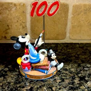 Walt Disney 100 Years of Magic. Mickey Mouse